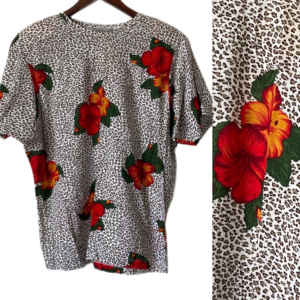 VTG Top Tee Blouse NWT NOS Sz S